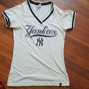 New York Yankee V neck